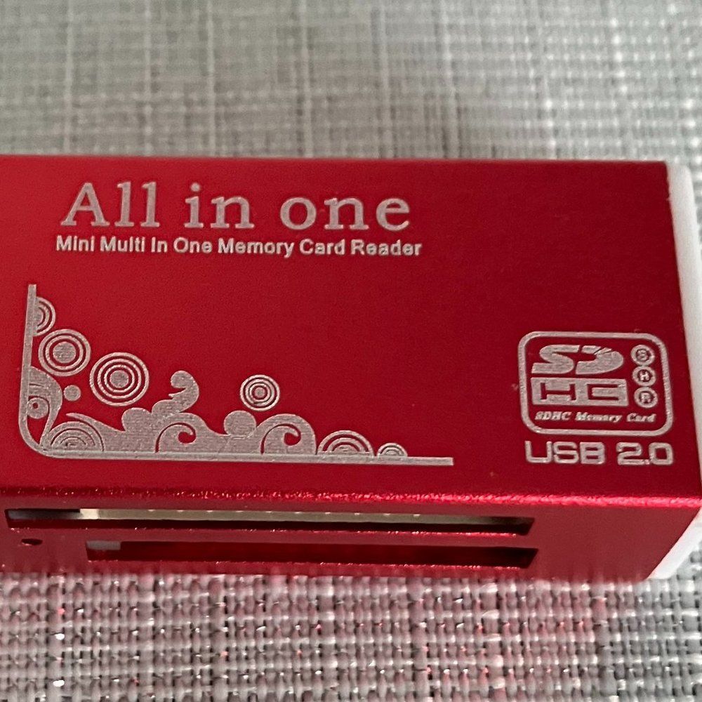 4-in-1 USB 2.0 Multi Mini Card Reader NIB